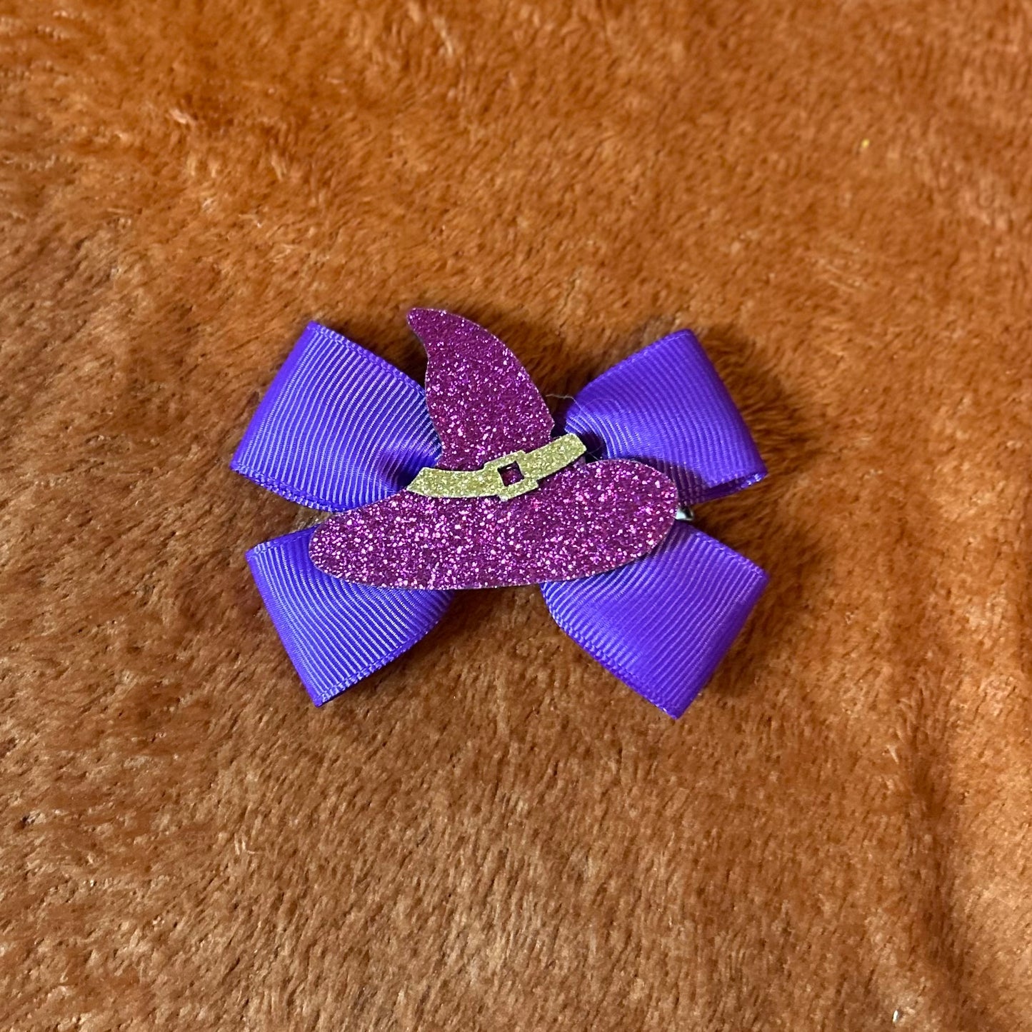 Witches Hat Bow