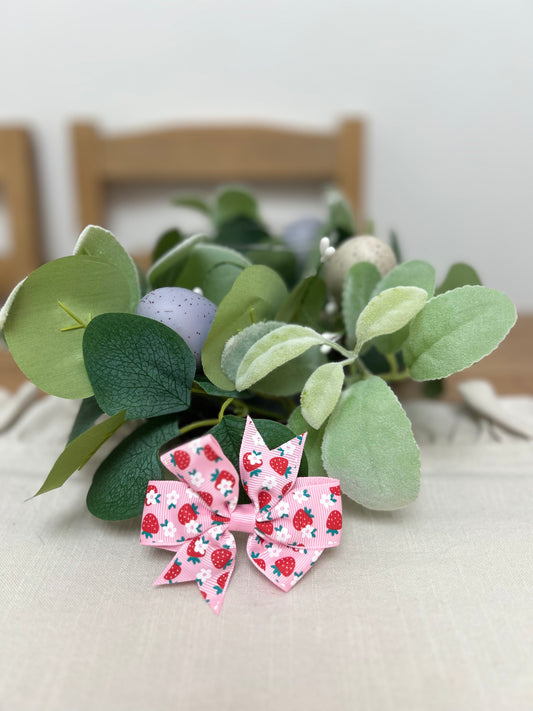 Strawberry Bow